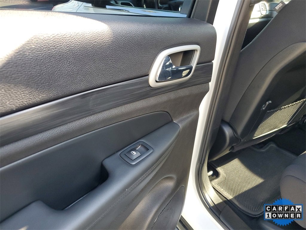 2021 Jeep Grand Cherokee Laredo E 4x2