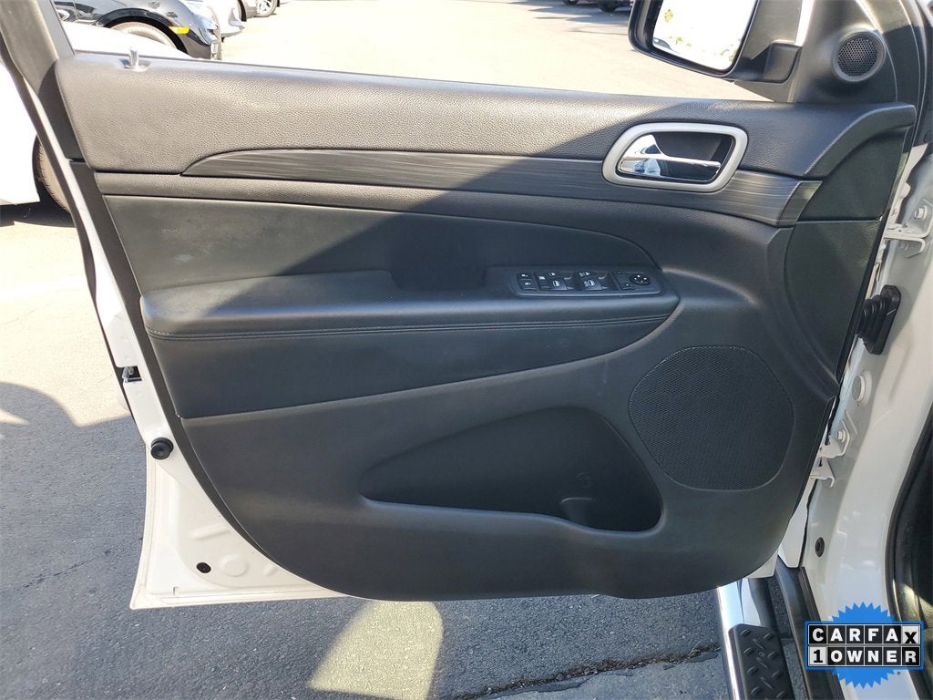 2021 Jeep Grand Cherokee Laredo E 4x2