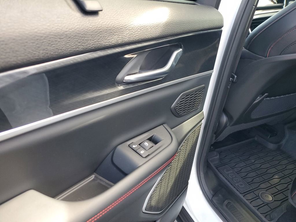 2022 Jeep Grand Cherokee Trailhawk