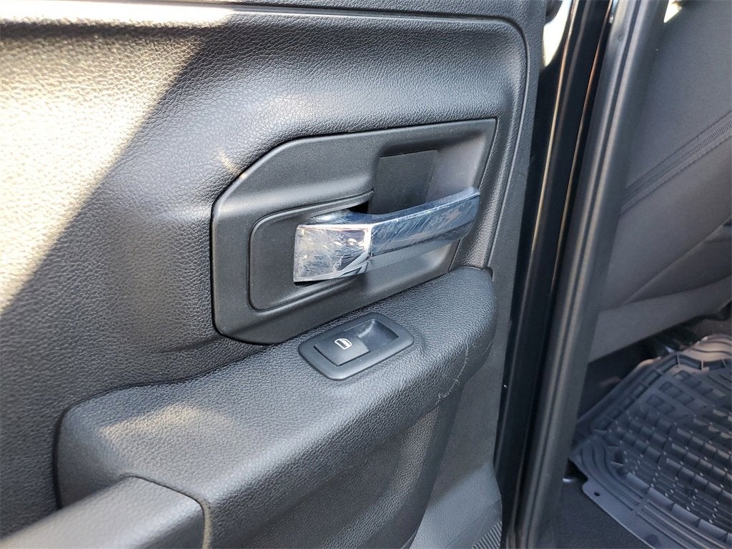 2021 RAM 1500 Classic Warlock Quad Cab 4x2 6'4" Box