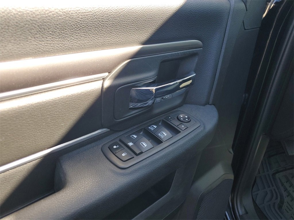 2021 RAM 1500 Classic Warlock Quad Cab 4x2 6'4" Box