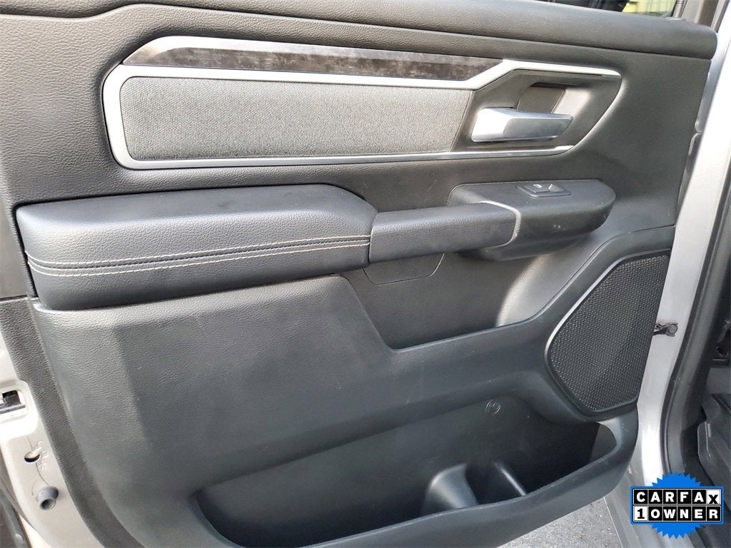 2021 RAM 1500 Big Horn Crew Cab 4x4 5'7" Box