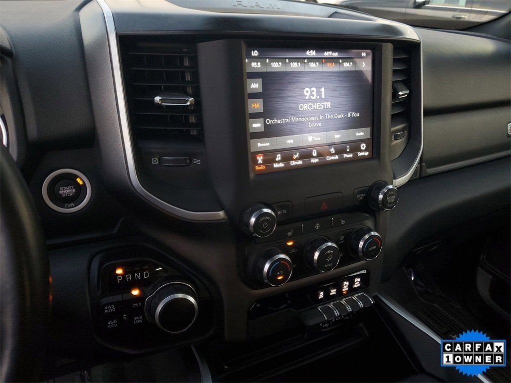 2021 RAM 1500 Big Horn Crew Cab 4x4 5'7" Box