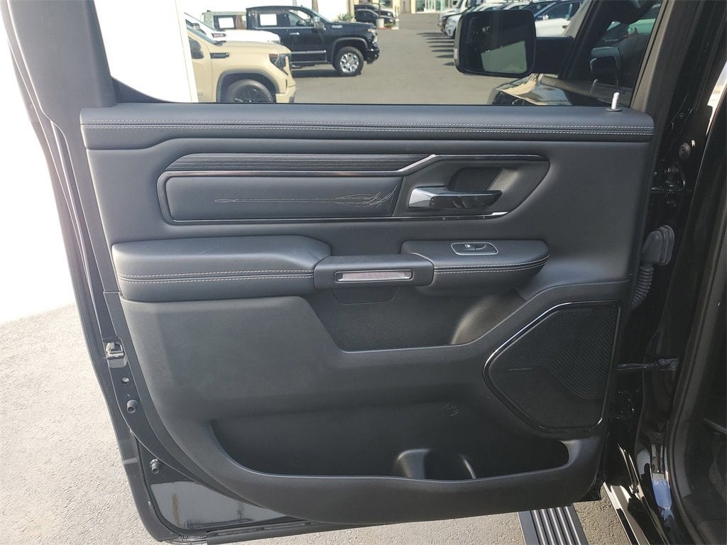 2023 RAM 1500 Limited Crew Cab 4x4 5'7" Box