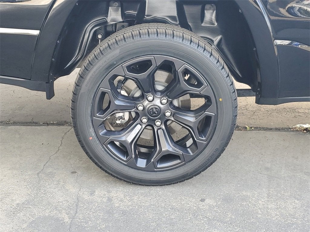 2023 RAM 1500 Limited Crew Cab 4x4 5'7" Box