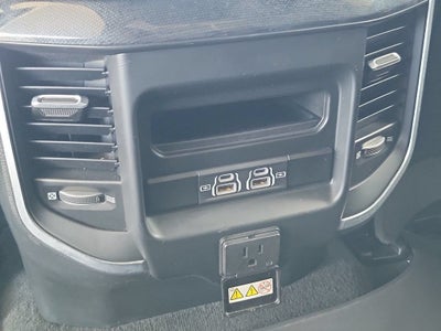 2022 RAM 1500 Laramie Crew Cab 4x4 5'7" Box