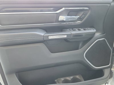 2022 RAM 1500 Laramie Crew Cab 4x4 5'7" Box
