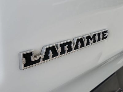 2022 RAM 1500 Laramie Crew Cab 4x4 5'7" Box