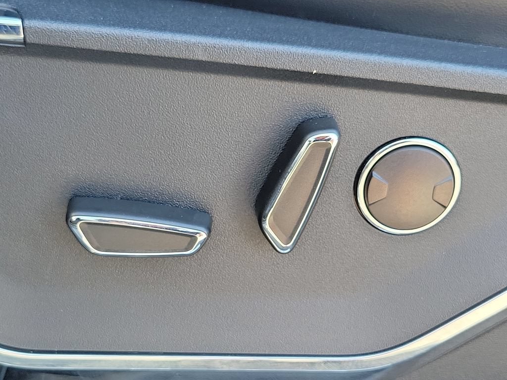 2023 Ford F-150 Lightning Pro