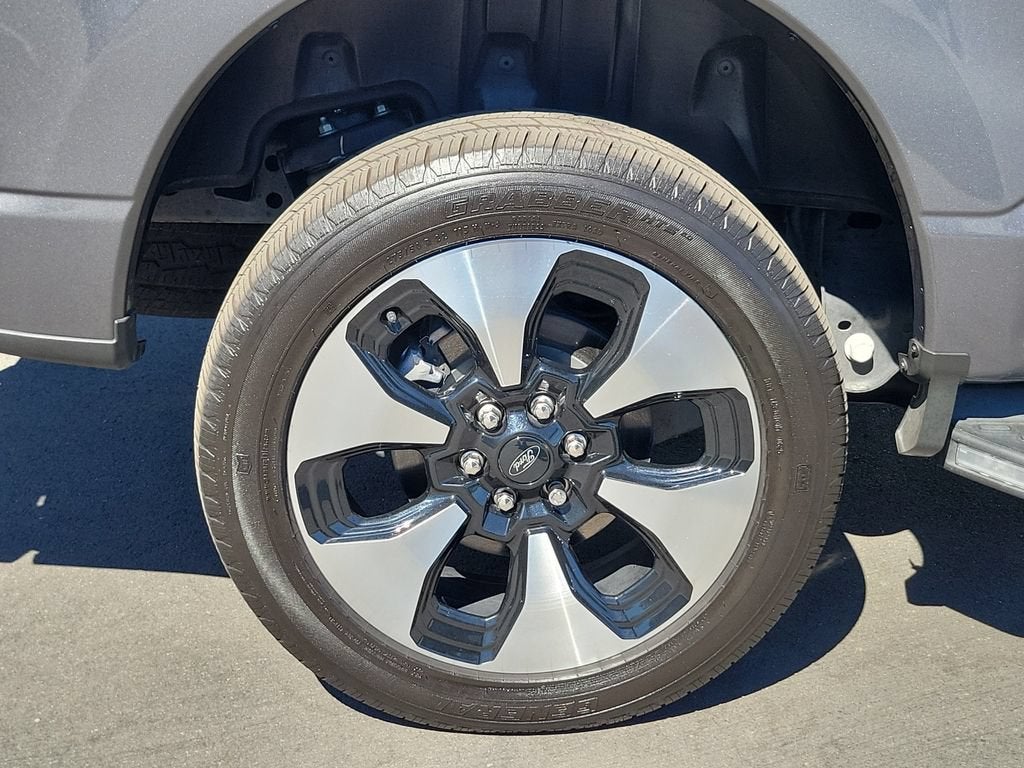 2023 Ford F-150 Lightning Pro