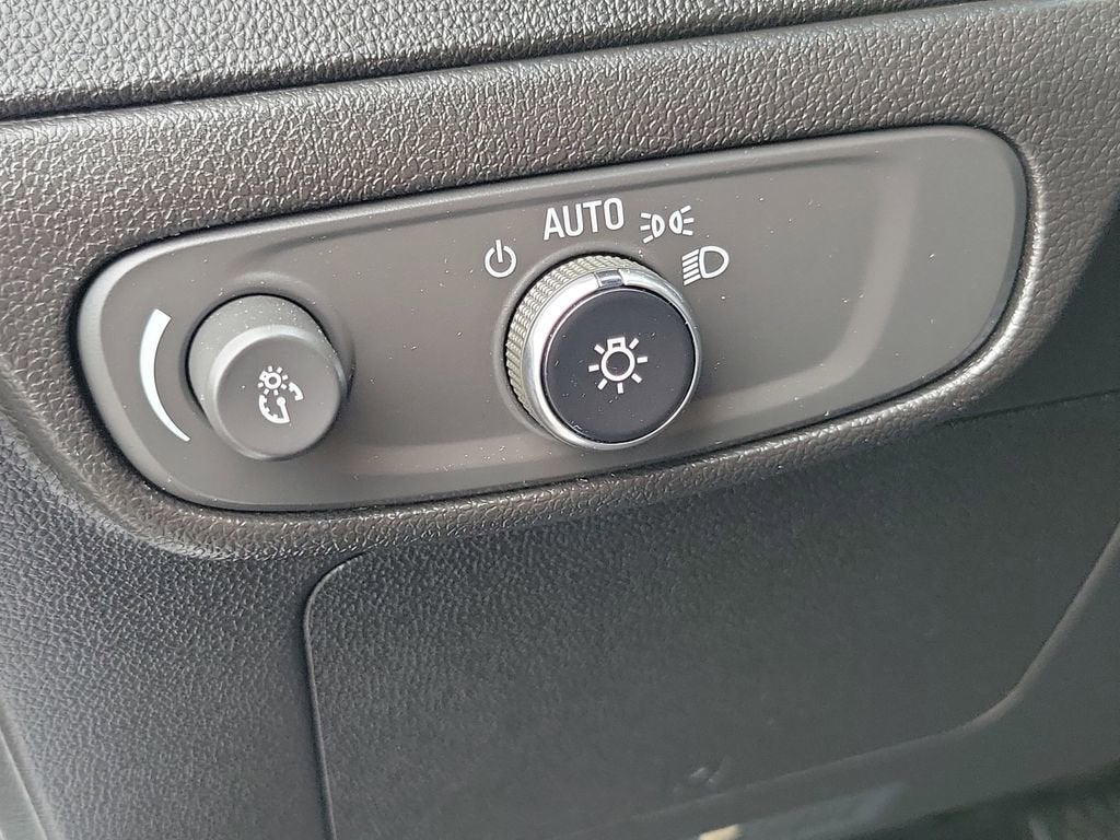 2023 Chevrolet Bolt EV 2LT