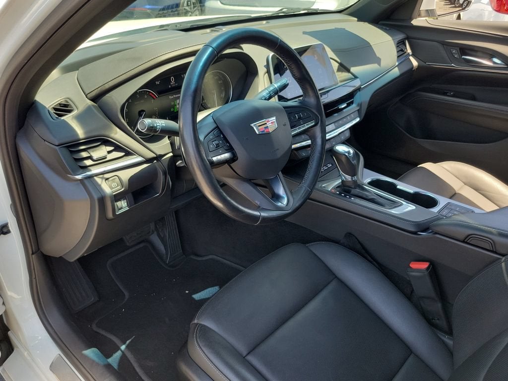 2023 Cadillac CT4 Premium Luxury