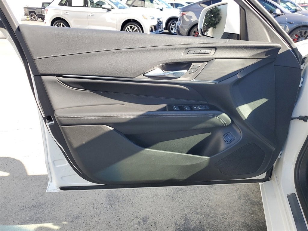 2023 Cadillac CT4 Premium Luxury