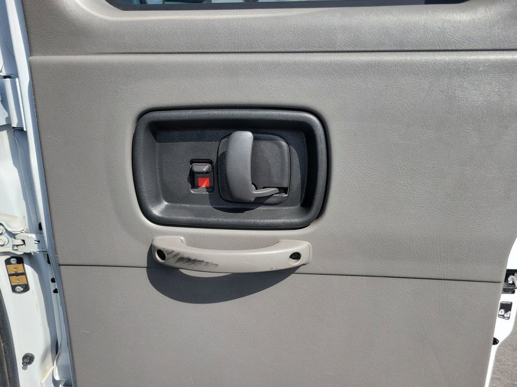 2020 Chevrolet Express Passenger 3500 LS