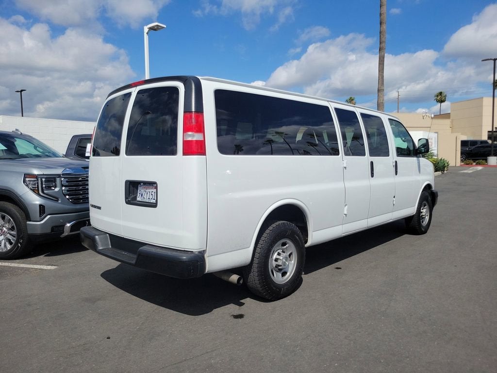 2020 Chevrolet Express Passenger 3500 LS