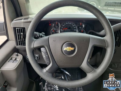 2025 Chevrolet Express Passenger 1LT