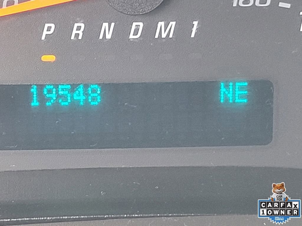 2025 Chevrolet Express Passenger 1LT