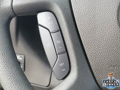 2025 Chevrolet Express Passenger 1LT