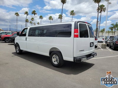 2025 Chevrolet Express Passenger 1LT