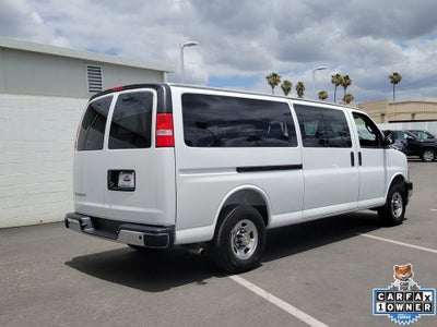 2025 Chevrolet Express Passenger 1LT