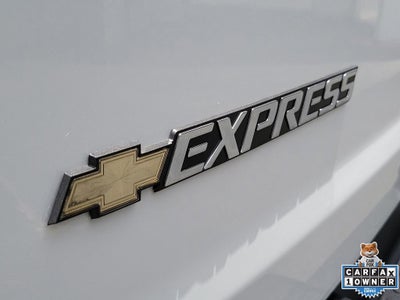 2025 Chevrolet Express Passenger 1LT