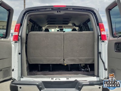 2025 Chevrolet Express Passenger 1LT