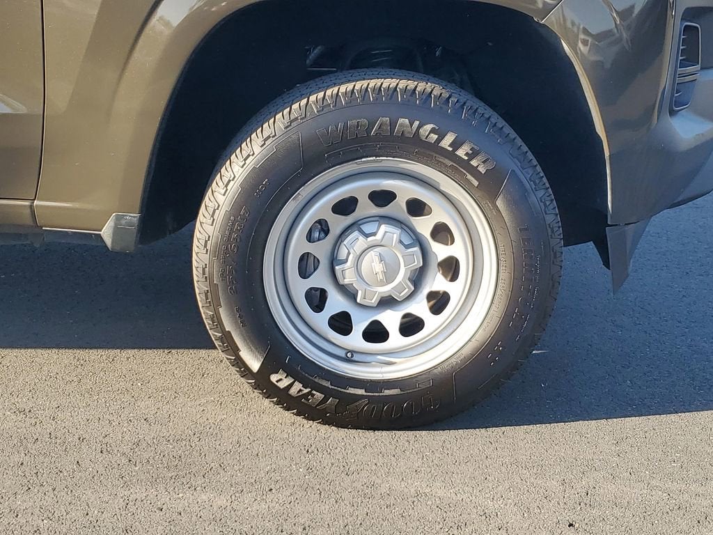 2024 Chevrolet Colorado WT