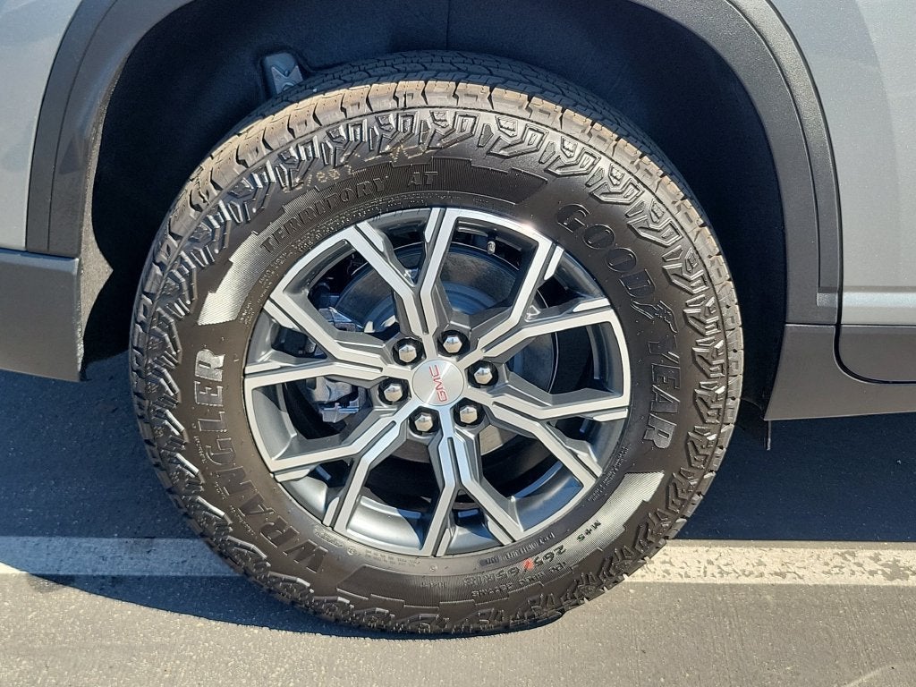 2027 GMC Acadia AT4
