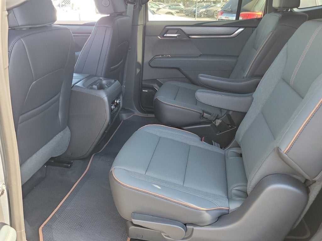 2027 GMC Acadia AT4
