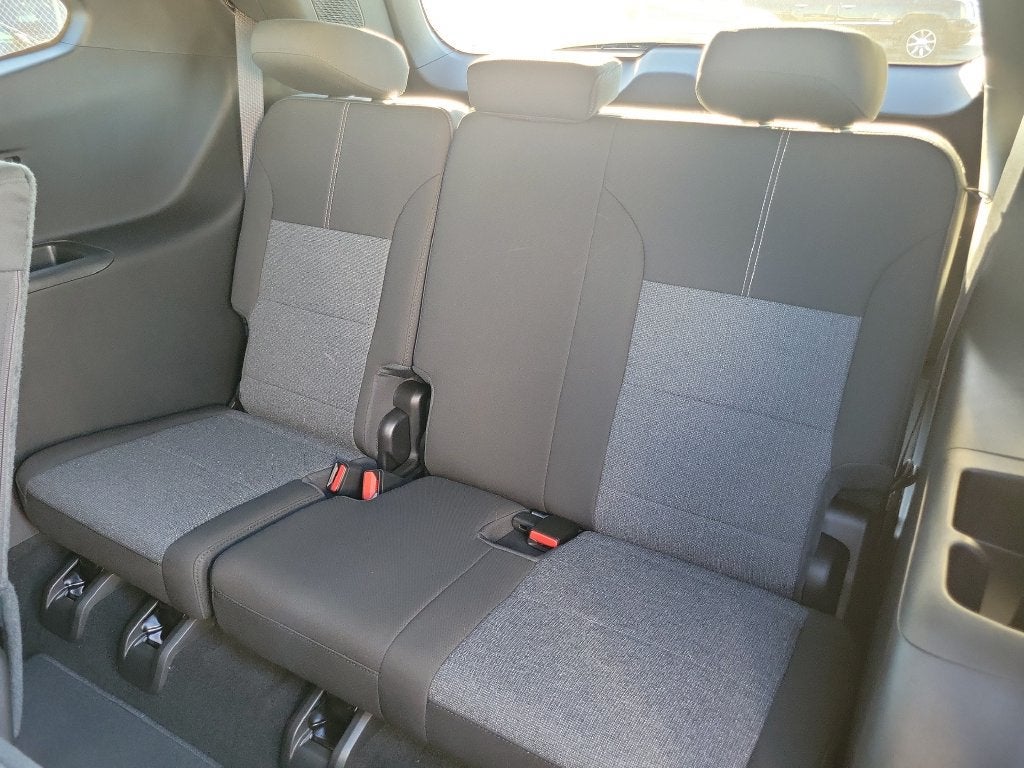 2027 GMC Acadia Elevation - Photo 9
