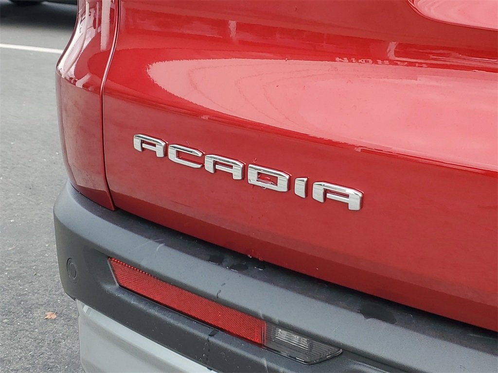 2025 GMC Acadia Elevation