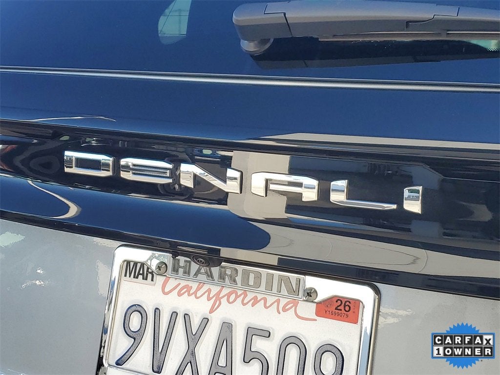 2025 GMC Acadia Denali