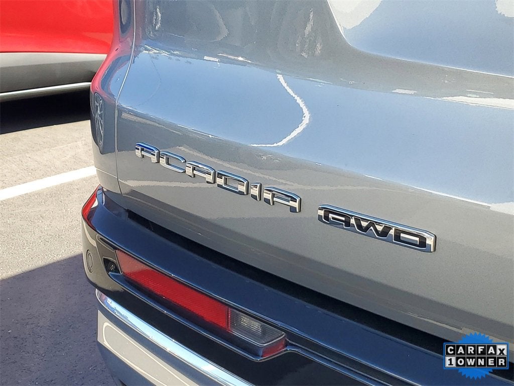 2025 GMC Acadia Denali