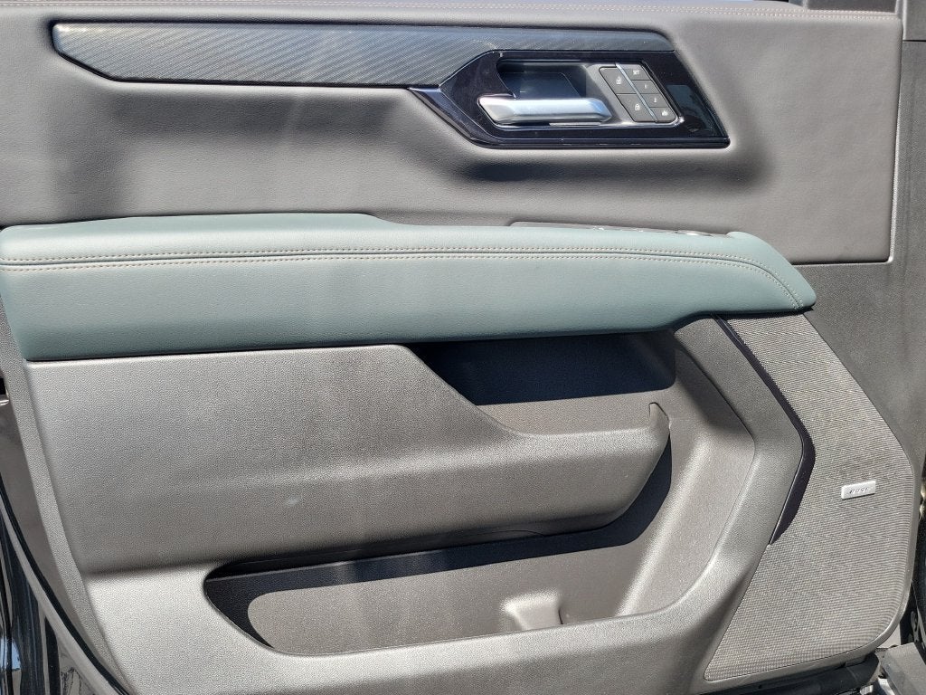 2027 GMC Yukon XL AT4