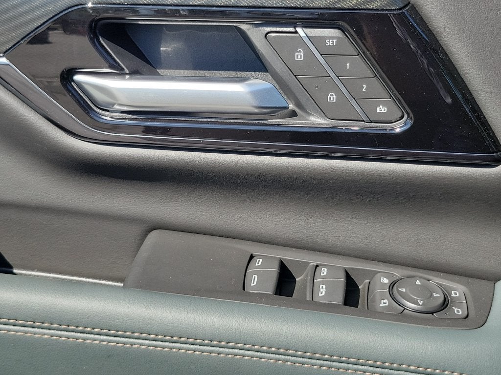 2027 GMC Yukon XL AT4