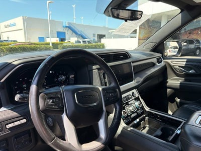 2022 GMC Yukon XL Denali