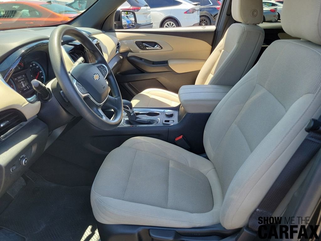 2022 Chevrolet Traverse LS