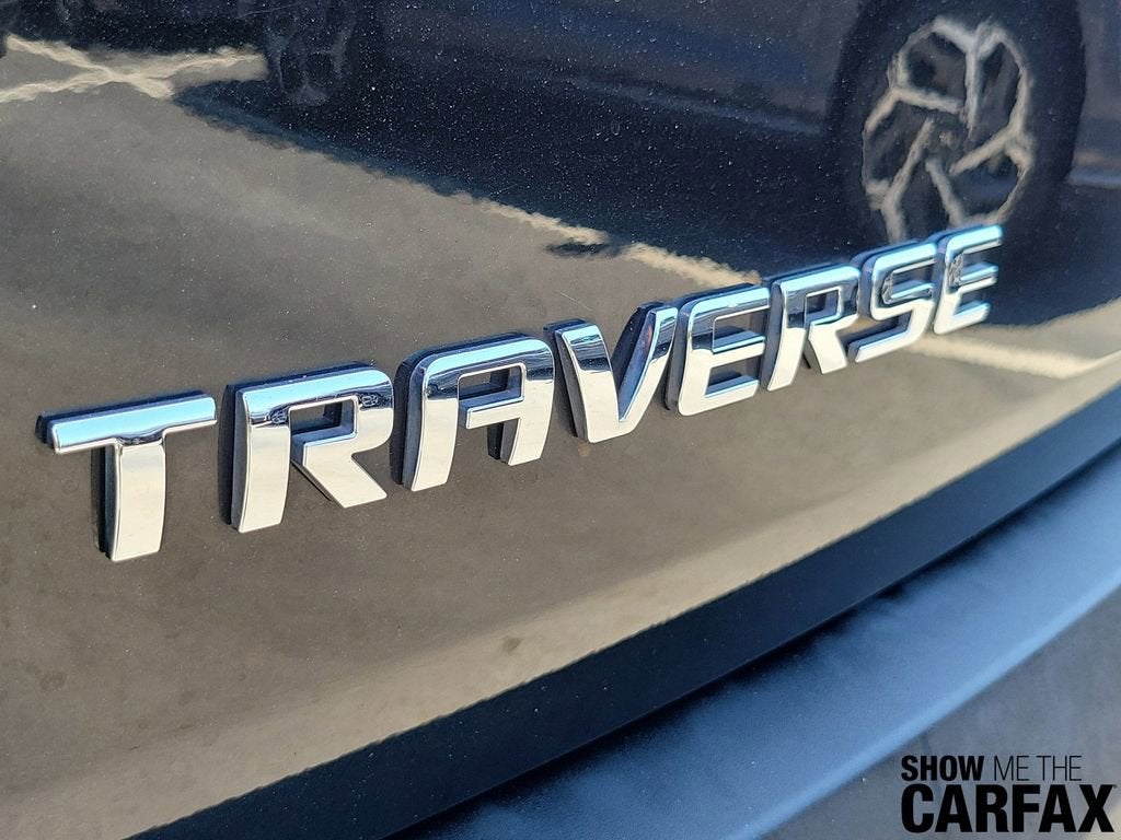 2022 Chevrolet Traverse LS