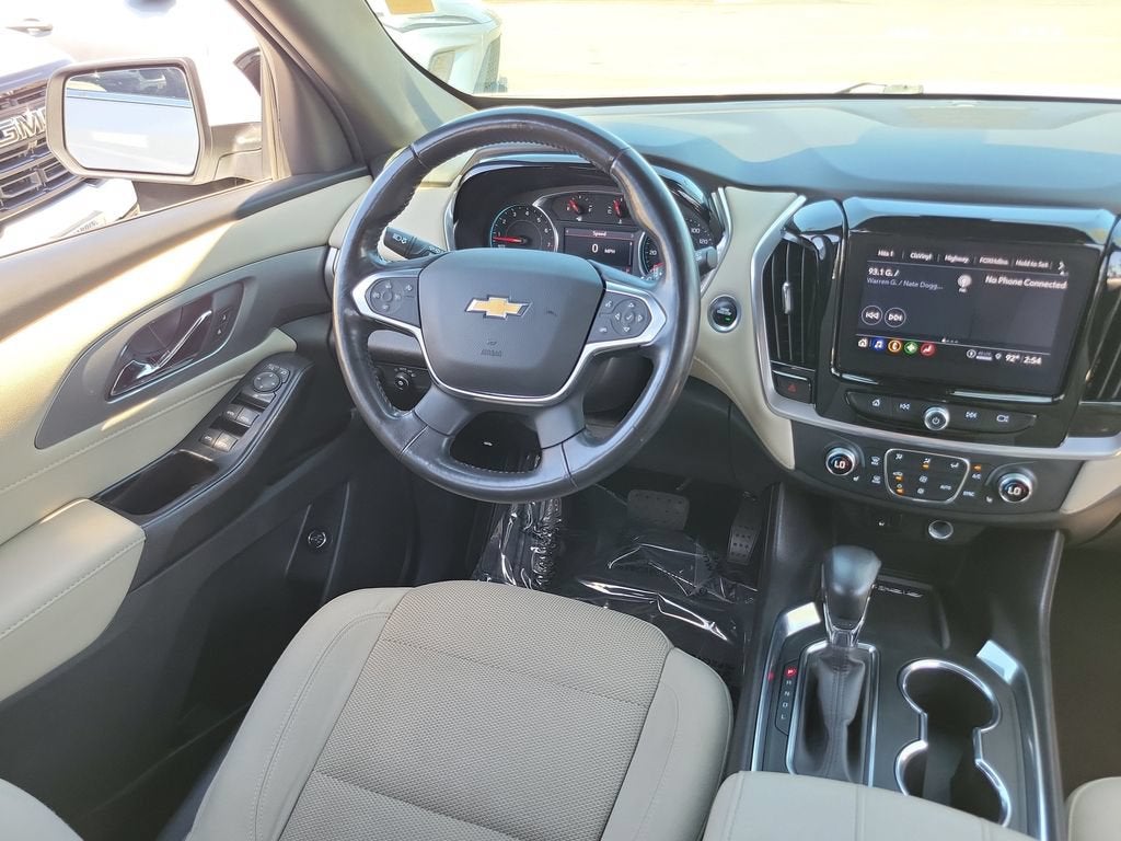 2022 Chevrolet Traverse LT Cloth