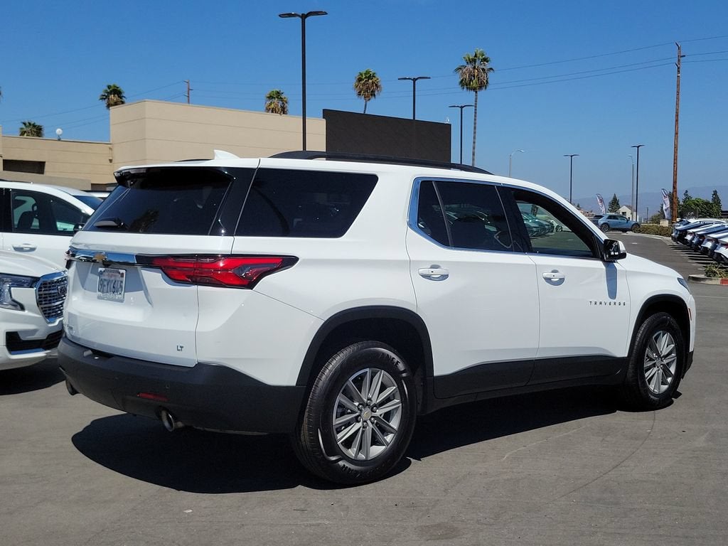 2022 Chevrolet Traverse LT Cloth