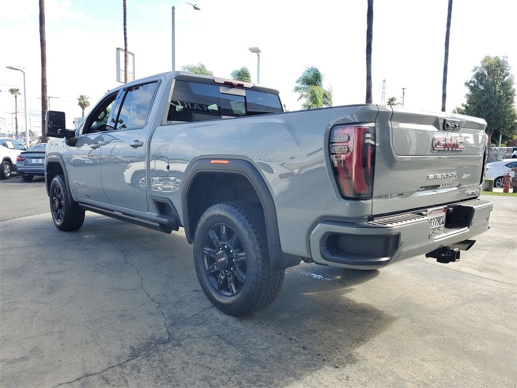 2025 GMC Sierra 2500 HD AT4