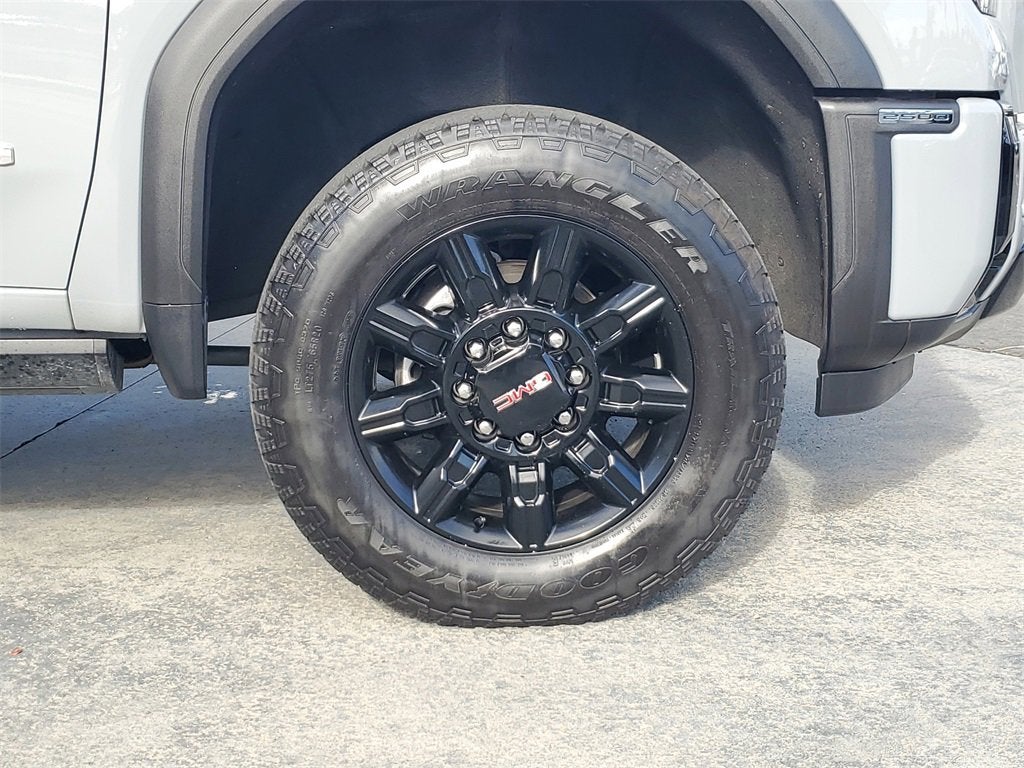 2025 GMC Sierra 2500 HD AT4