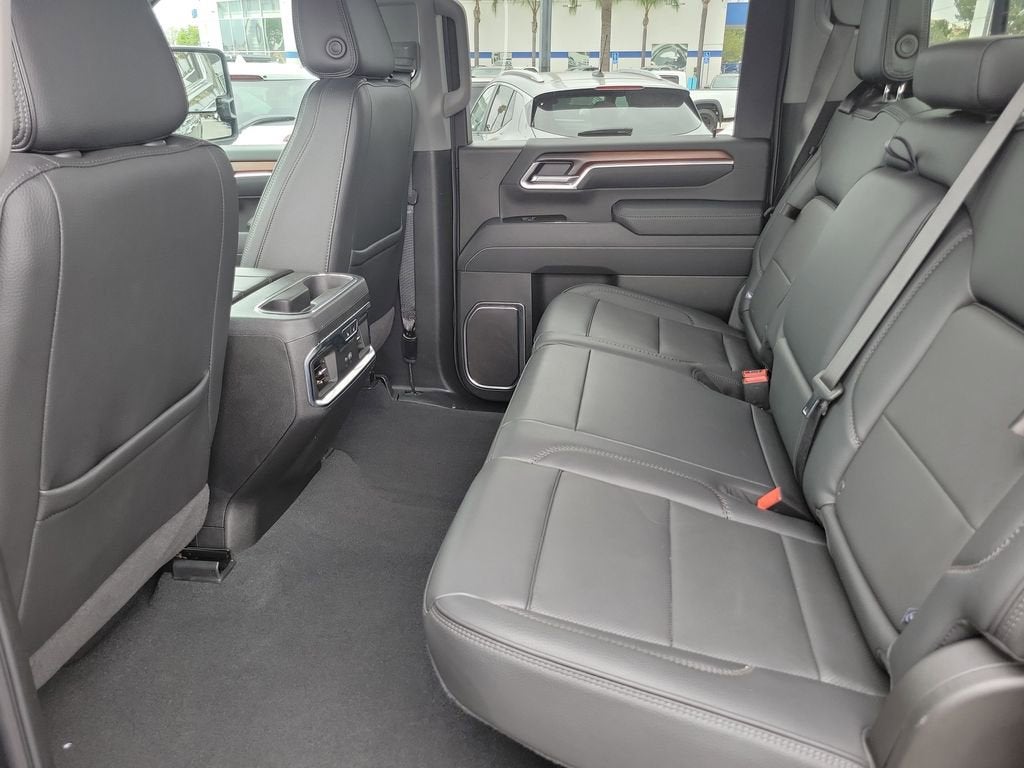 2025 GMC Sierra 2500 HD Denali