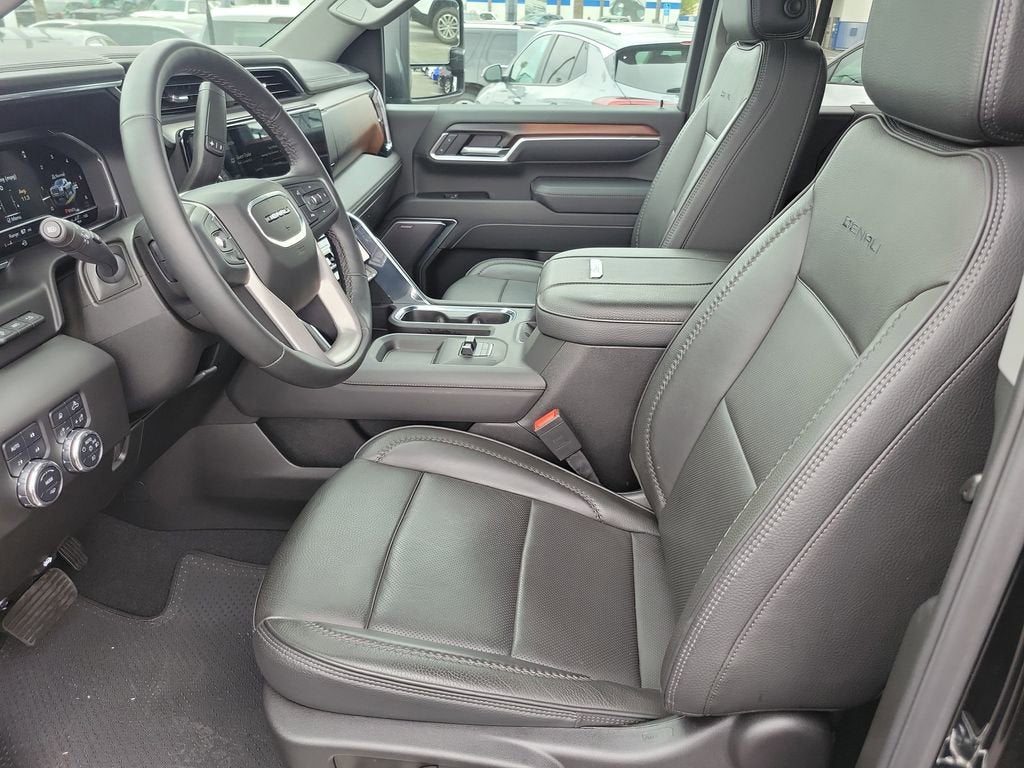 2025 GMC Sierra 2500 HD Denali