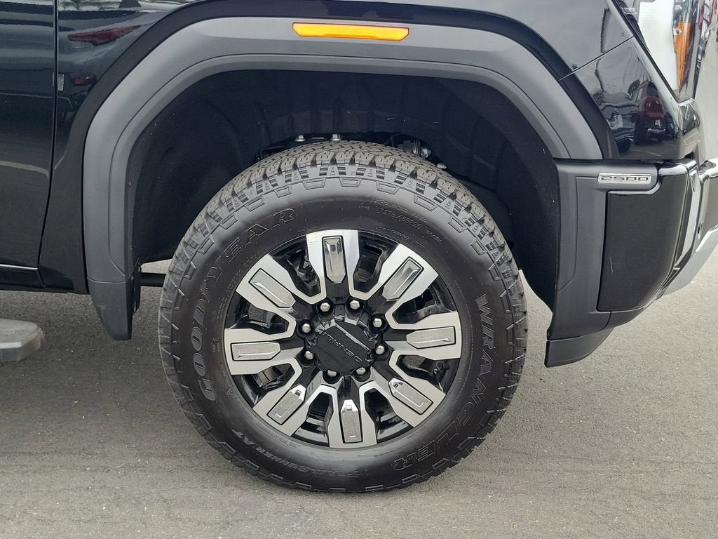 2025 GMC Sierra 2500 HD Denali