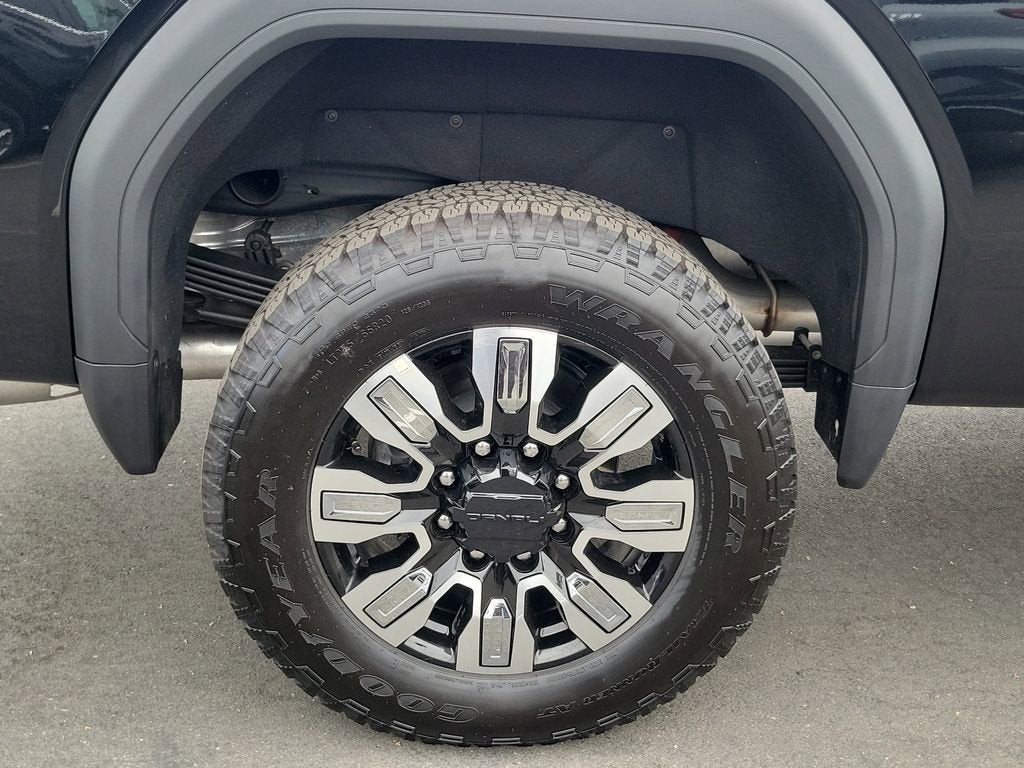 2025 GMC Sierra 2500 HD Denali