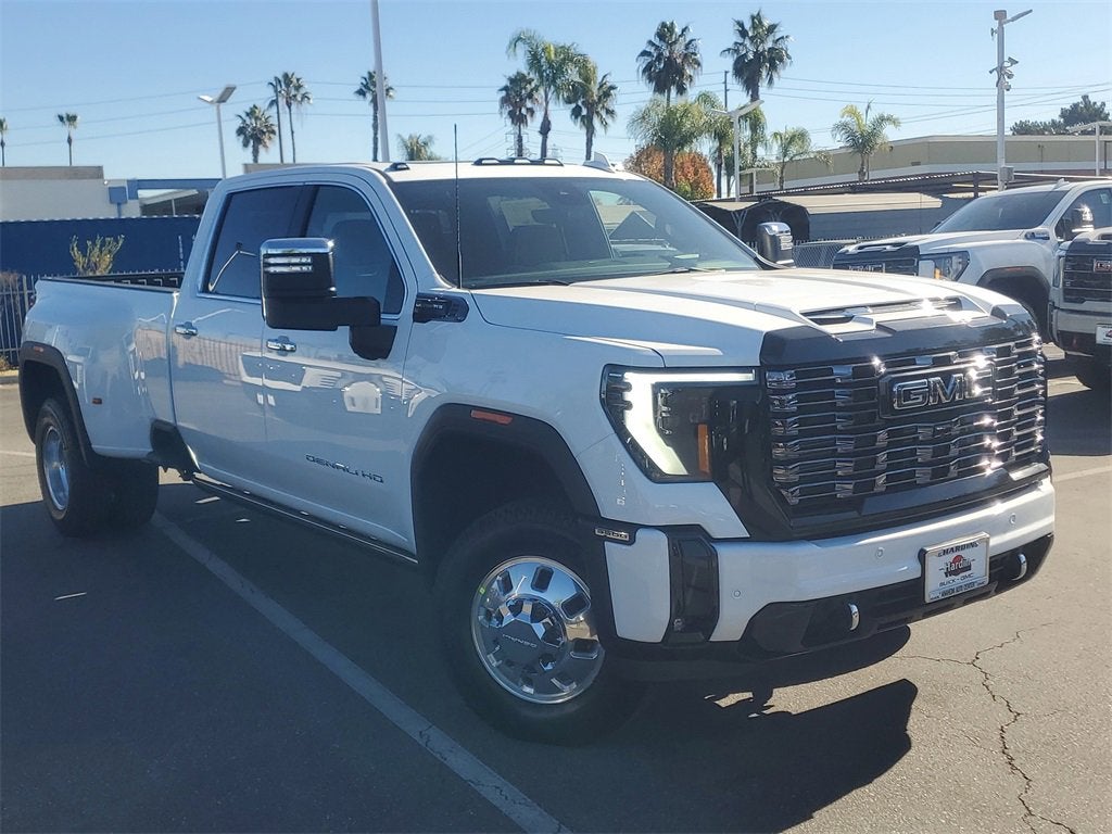 2026 GMC Sierra 3500 HD Denali Ultimate DRW