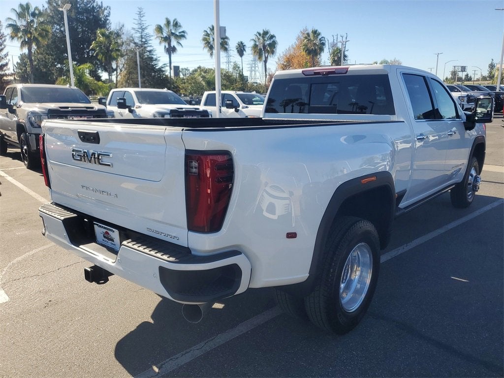 2026 GMC Sierra 3500 HD Denali Ultimate DRW