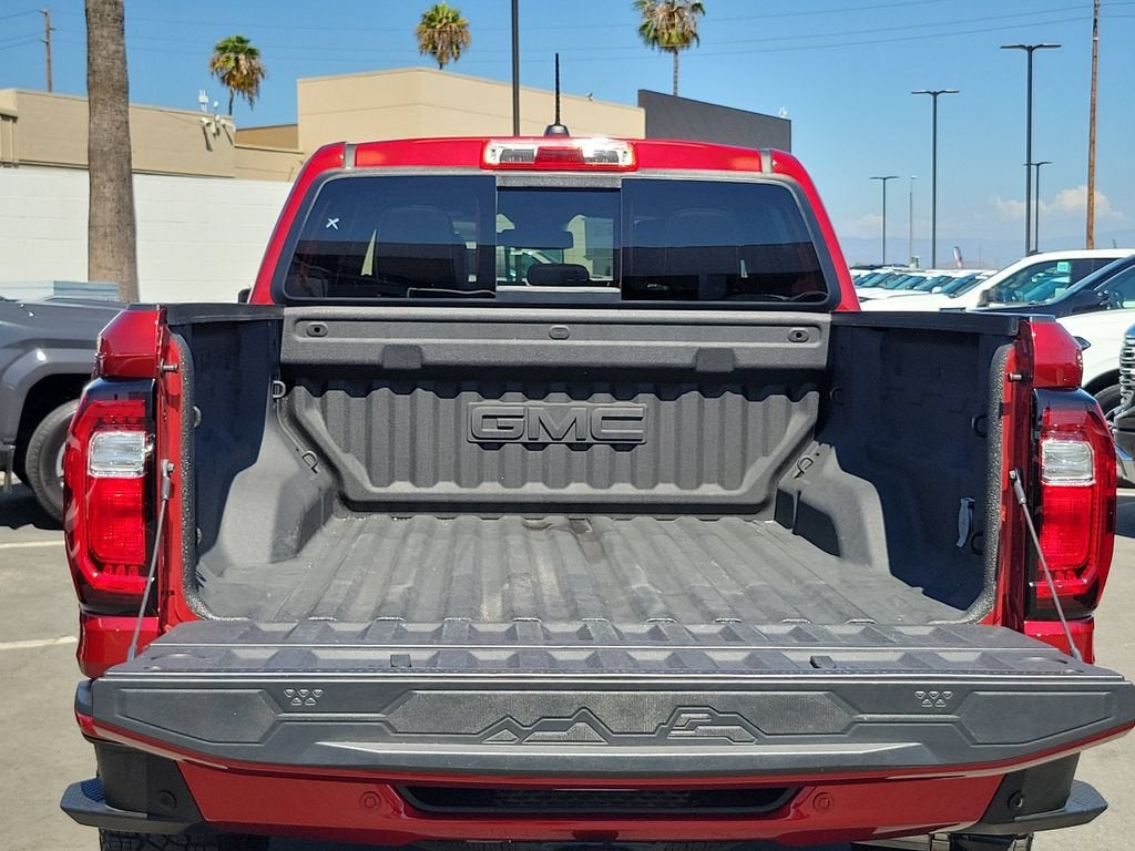 2023 GMC Canyon AT4