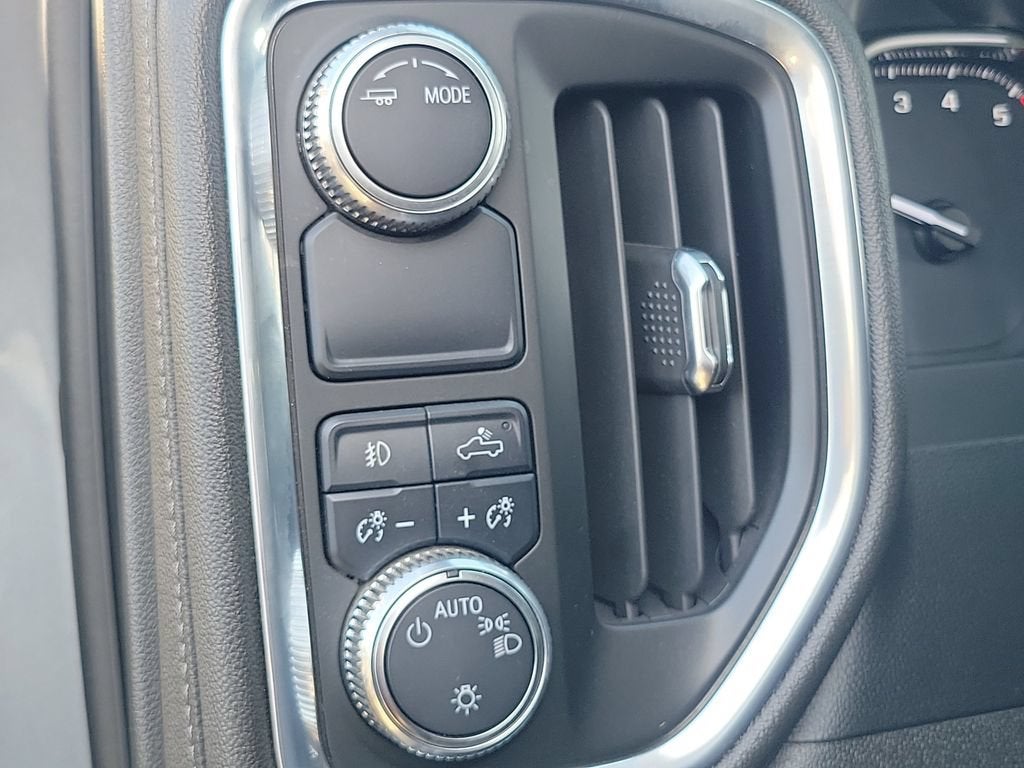2022 GMC Sierra 1500 Limited Elevation